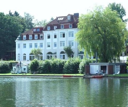 See Schlosshotel Am Kellersee Eutin Esterno foto