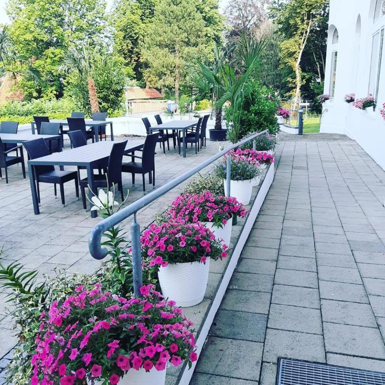 See Schlosshotel Am Kellersee Eutin Esterno foto